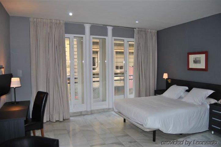 11Th Principe By Splendom Suites Madrid Room photo