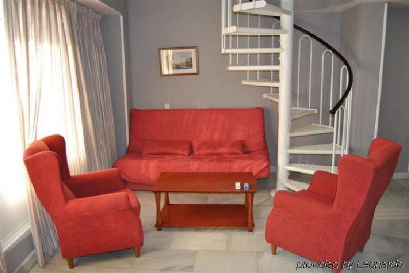 11Th Principe By Splendom Suites Madrid Room photo